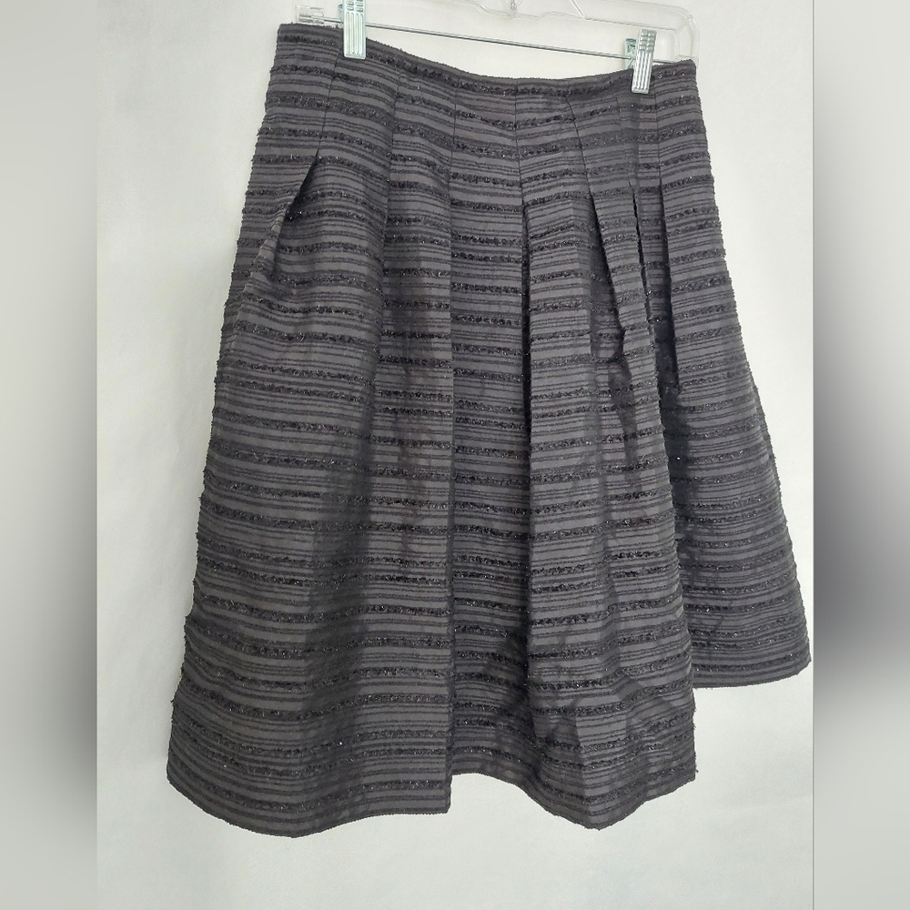 Talbots Black Textured A-Line Pleated Skirt Sparkle Detail Size 2
